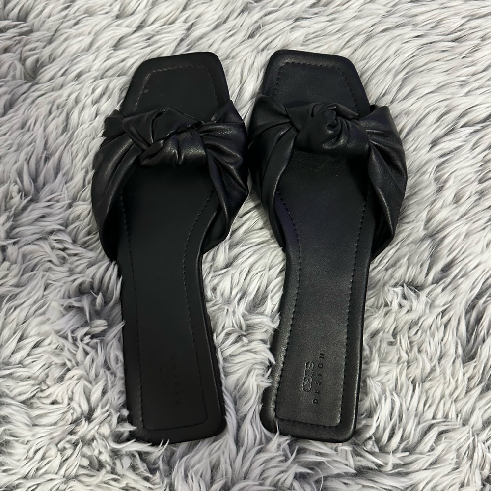 🖤ASOS Sandals🖤